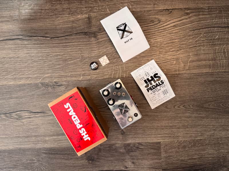 JHS Kilt 10 (NEAR NEW with Box and Goodies)