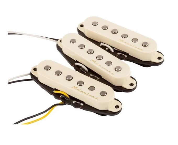 Fender® Vintage Noiseless Strat Pickups