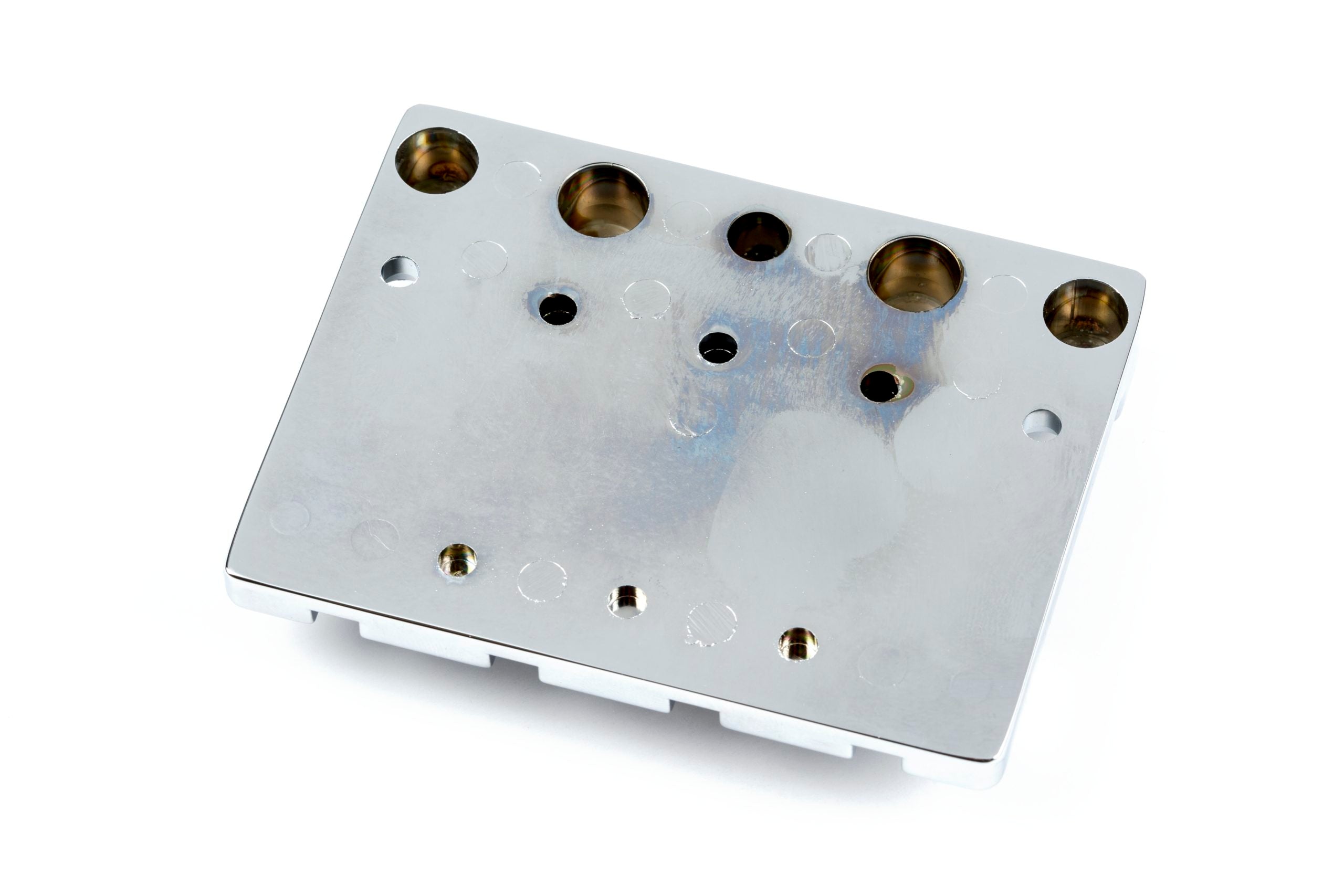 Fender® HiMass™ 4-String Bass Bridge Assembly With Brass Saddles