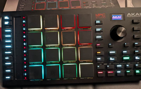 Akai MPC Studio Music Production Controller 2021 - Present - Black