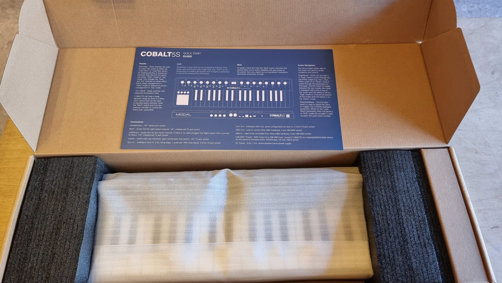 Modal Electronics Cobalt5S 5 Voice 37-key Virtual-analogue, keyboard synthesizer instrument