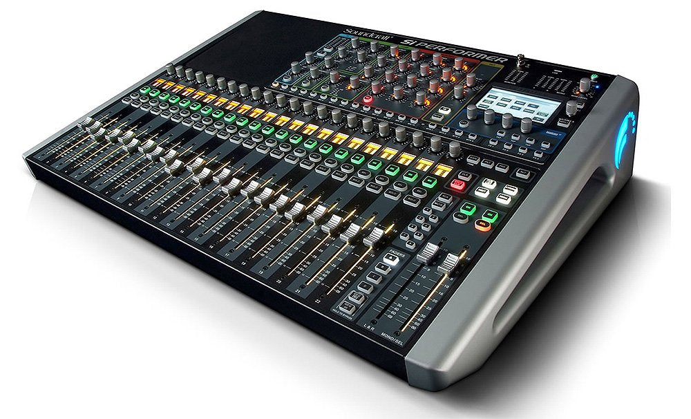 SOUNDCRAFT Si Performer 2 — Mixer