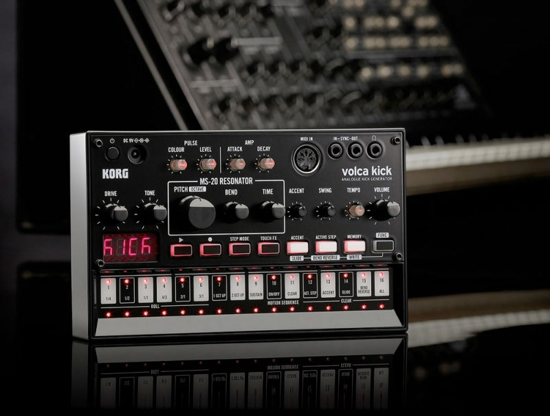 KORG Volca Kick — Drum Machine, rhythm production drum machine