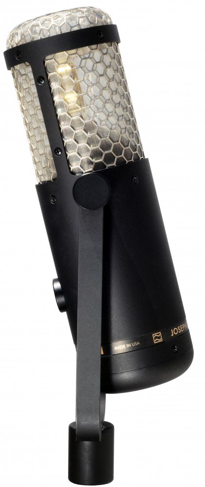 JOSEPHSON ENGINEERING C705 — Microphone, studio recording microphone body