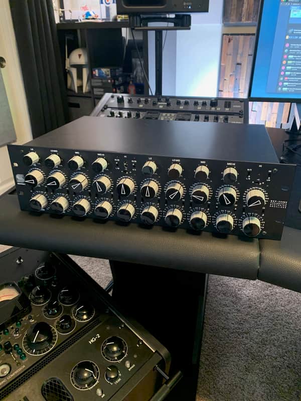DIY Racked DR-MQ5 Sontec Mastering EQ 2024 - Black