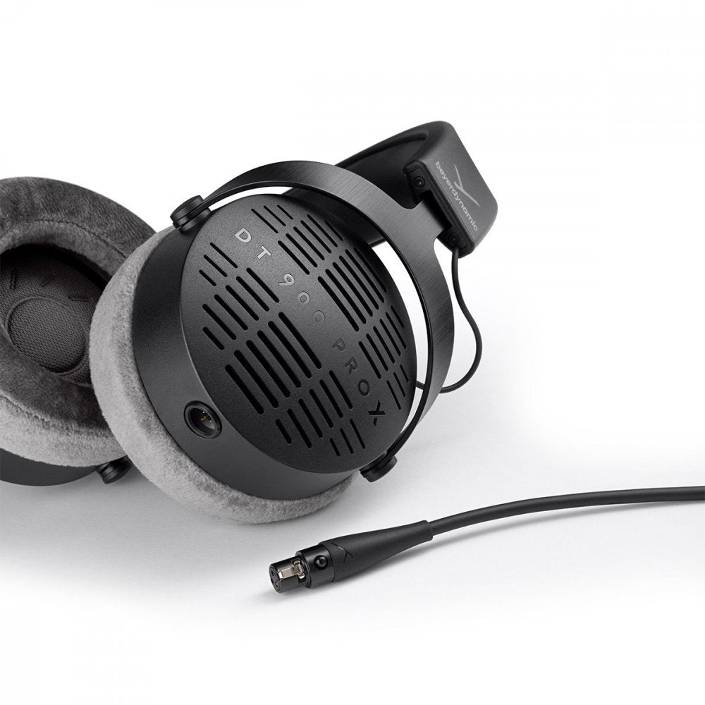 BEYERDYNAMIC DT 900 PRO X — Headphones