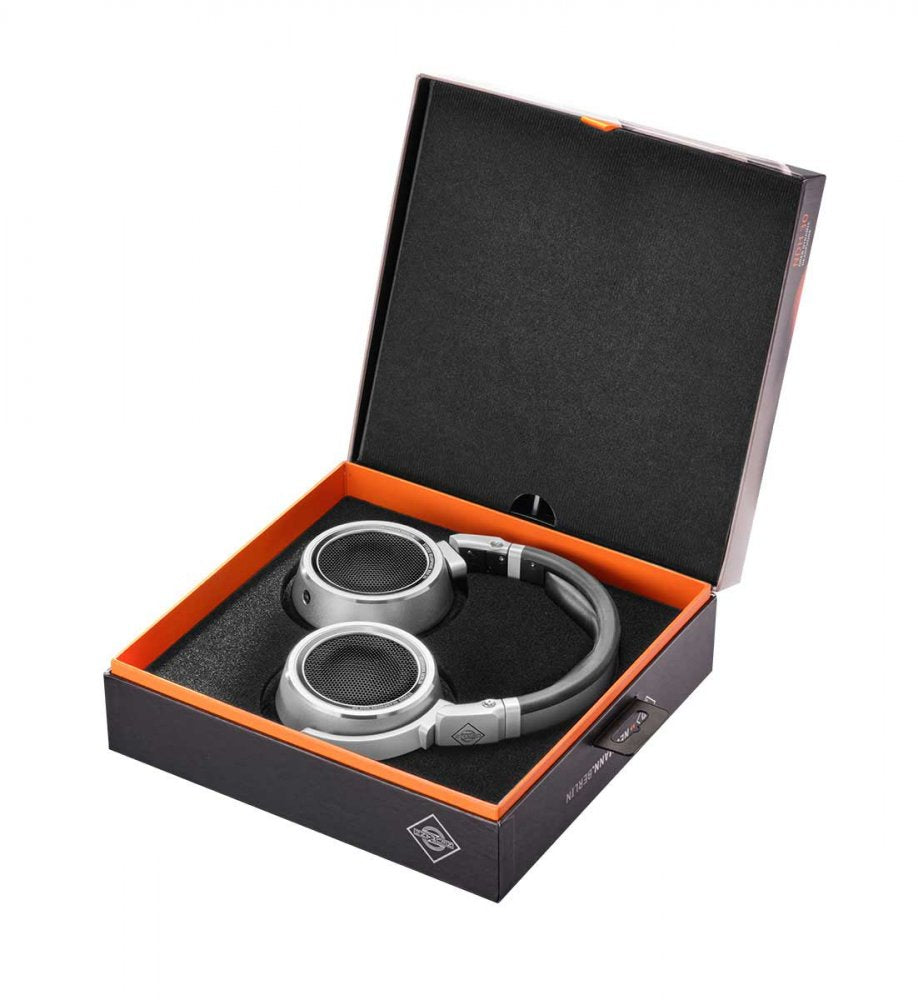 NEUMANN NDH 30 — Headphones