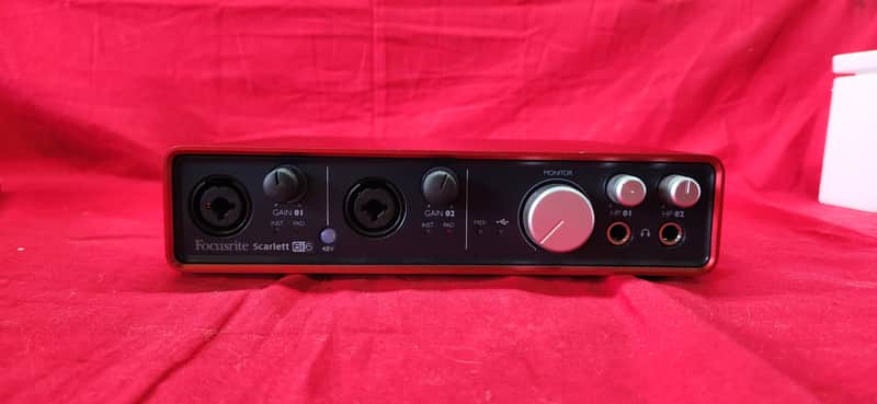 Focusrite Scarlett 6i6 1st Gen - RED