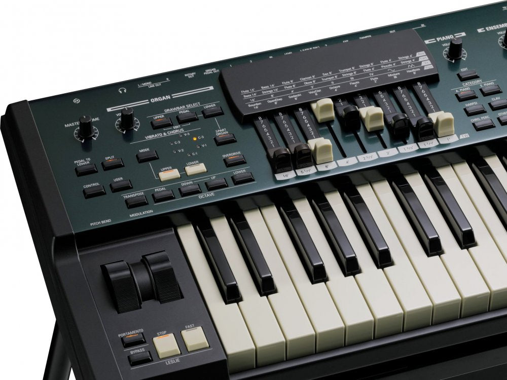 HAMMOND SK PRO 61 — Synthesizer