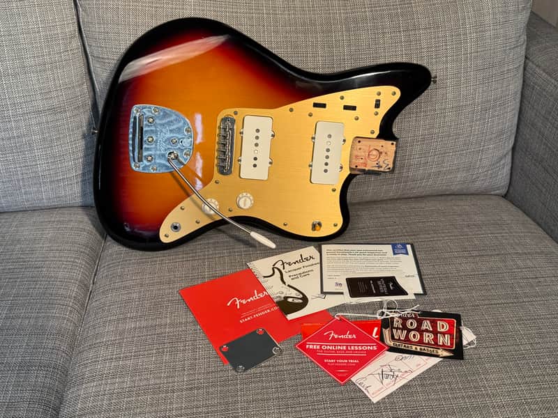 Fender Road Worn Vintera Jazzmaster Loaded Body 2025 - Sunburst