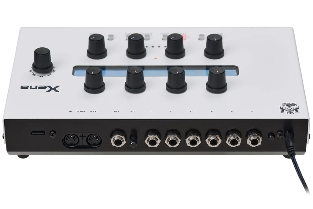 Michigan Synth Works Xena 6 voice SMR- White, keyboard synthesizer instrument