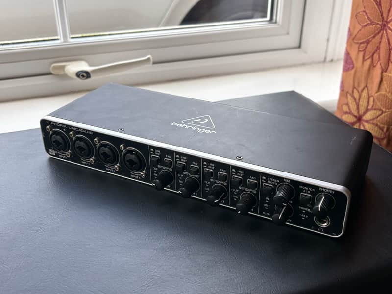 Behringer U-Phoria UMC404HD 4x4 USB Audio Interface 2015 - Present - Standard