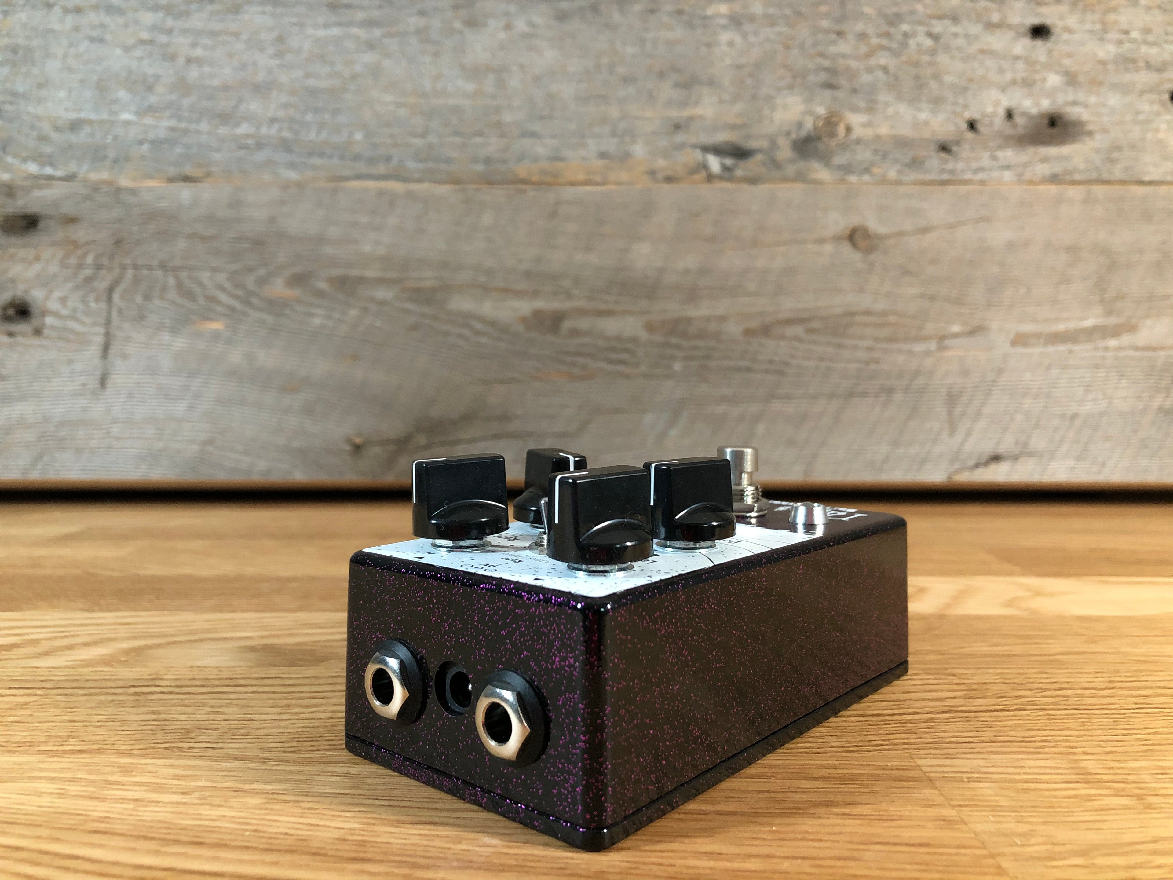 EarthQuaker Devices Night Wire Harmonic Tremolo