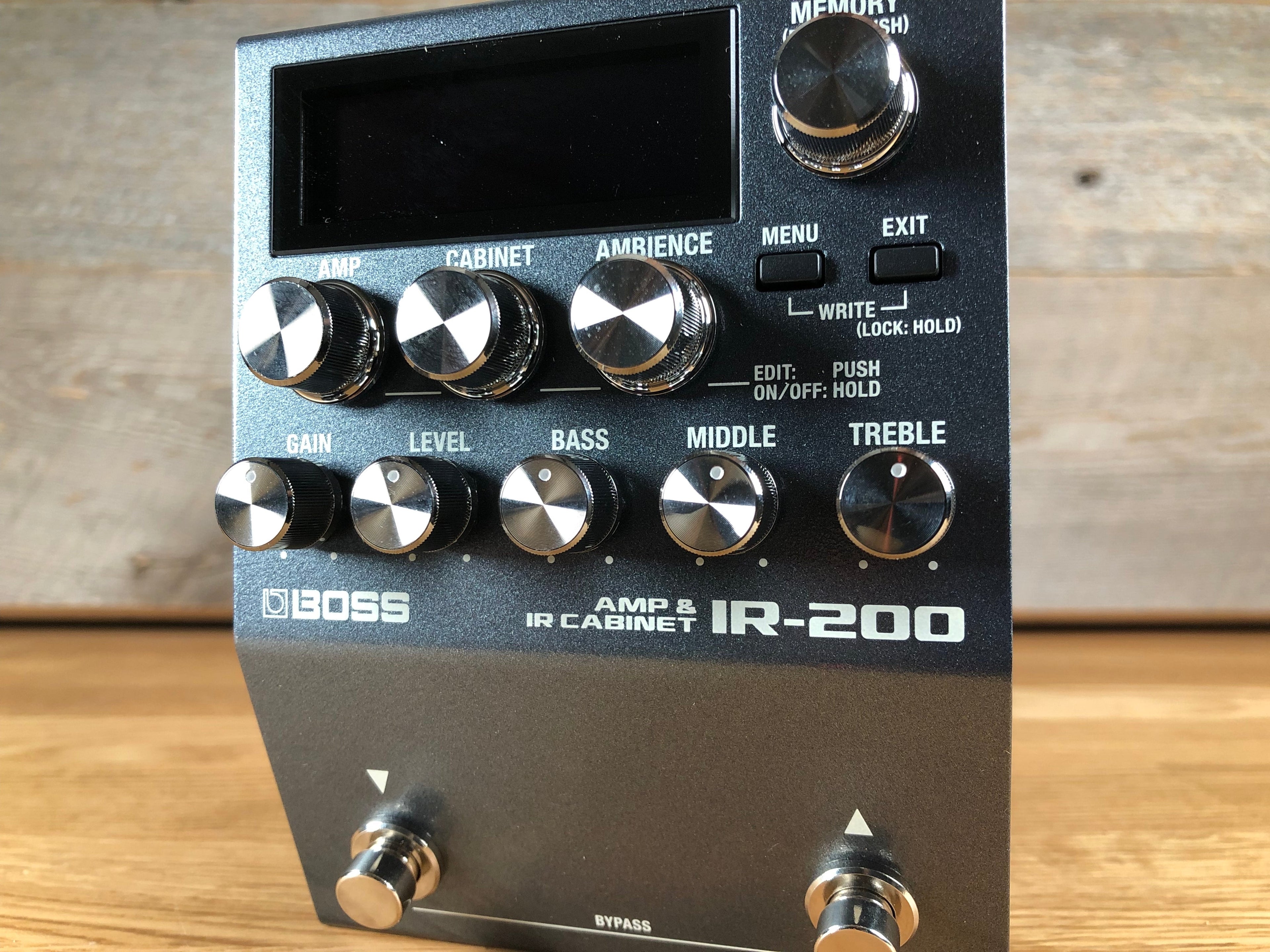 Boss IR-200 Amp & IR Cabinet