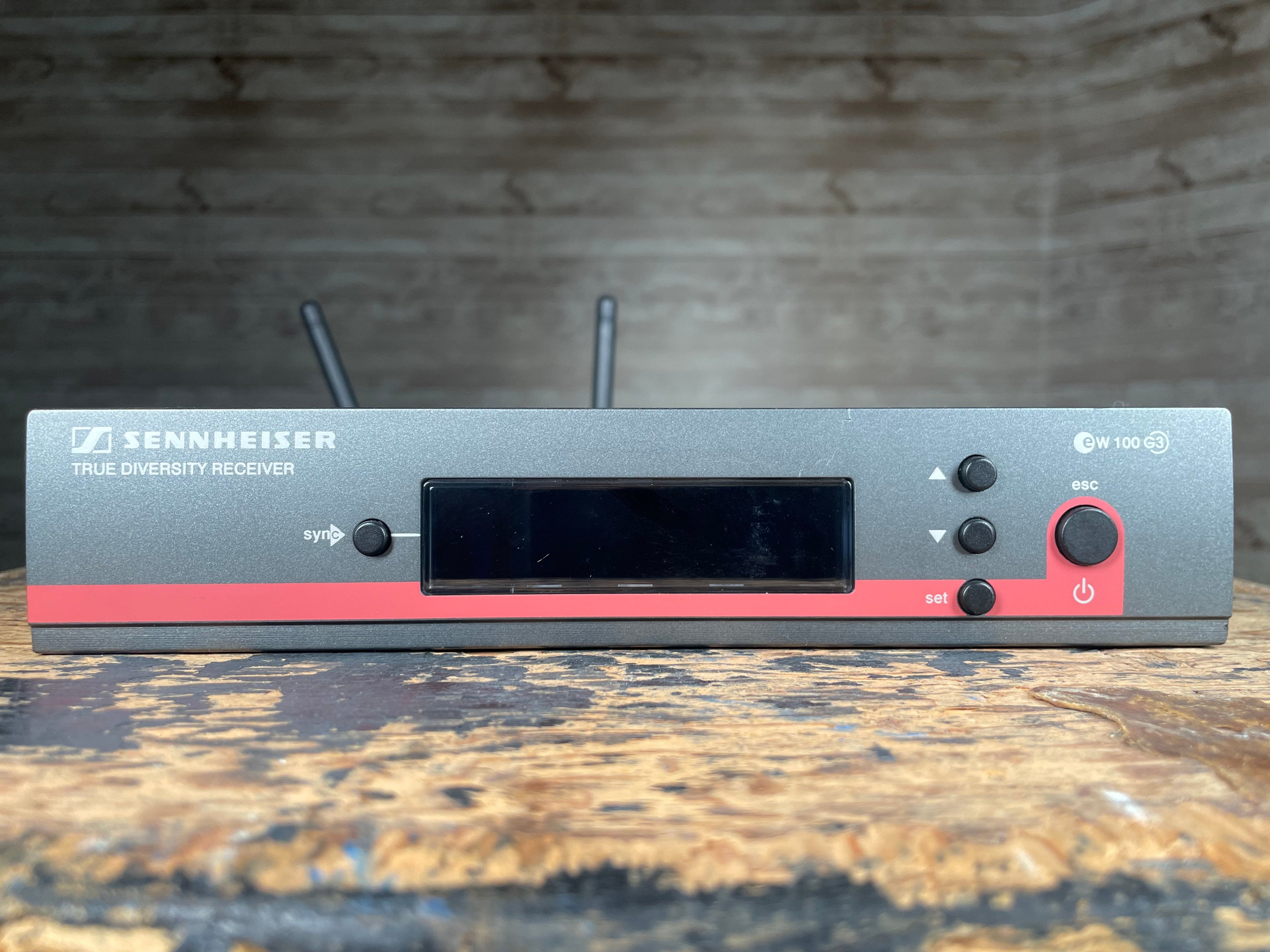 Sennheiser G3 Evolution Series Wireless System with ME3 Headset — Headphones