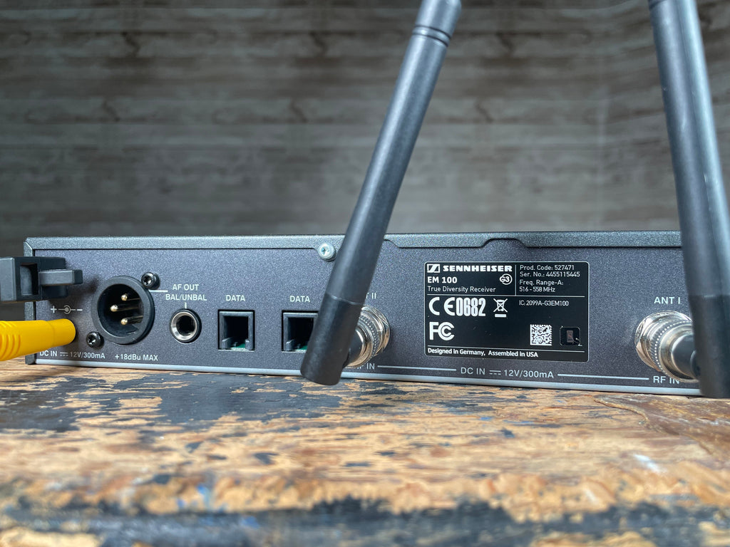 Sennheiser G3 Evolution Series Wireless System with ME3 Headset — Headphones