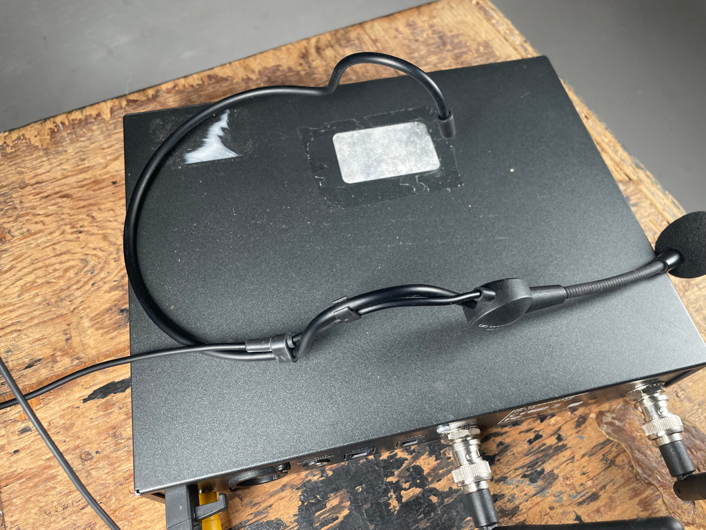Sennheiser G3 Evolution Series Wireless System with ME3 Headset — Headphones