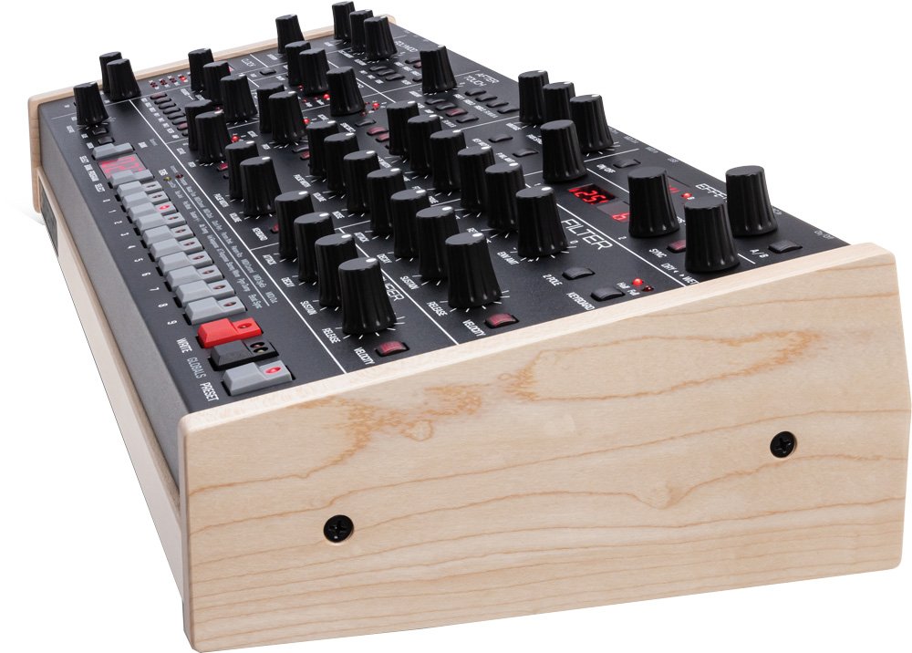 SEQUENTIAL Trigon-6 Desktop — Synthesizer