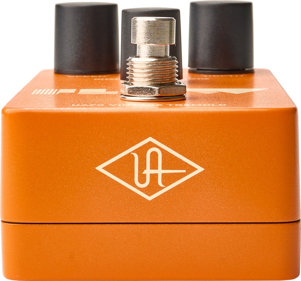 UNIVERSAL AUDIO UAFX Flow Vintage Tremolo — Modulation Pedal