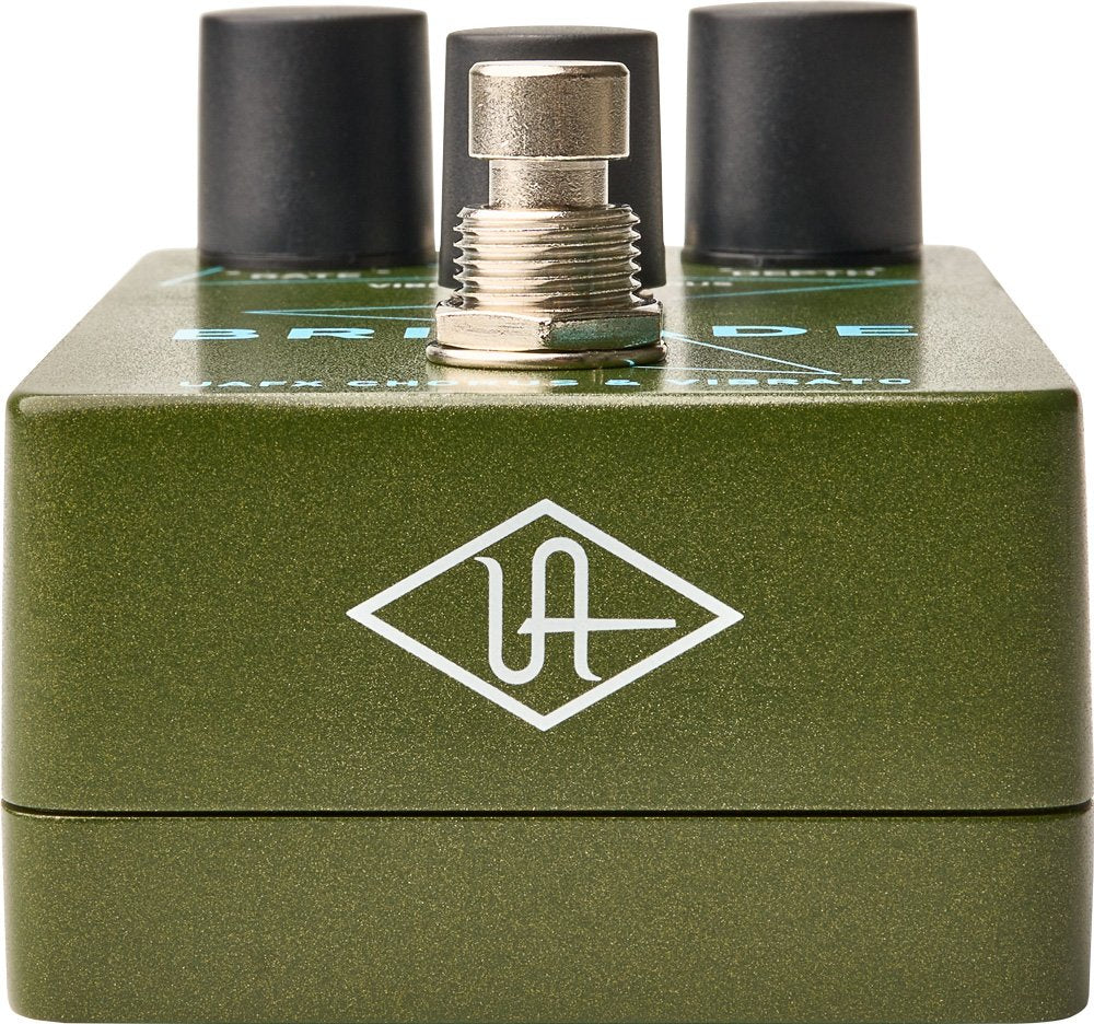 UNIVERSAL AUDIO UAFX Brigade Chorus & Vibrato — Modulation Pedal