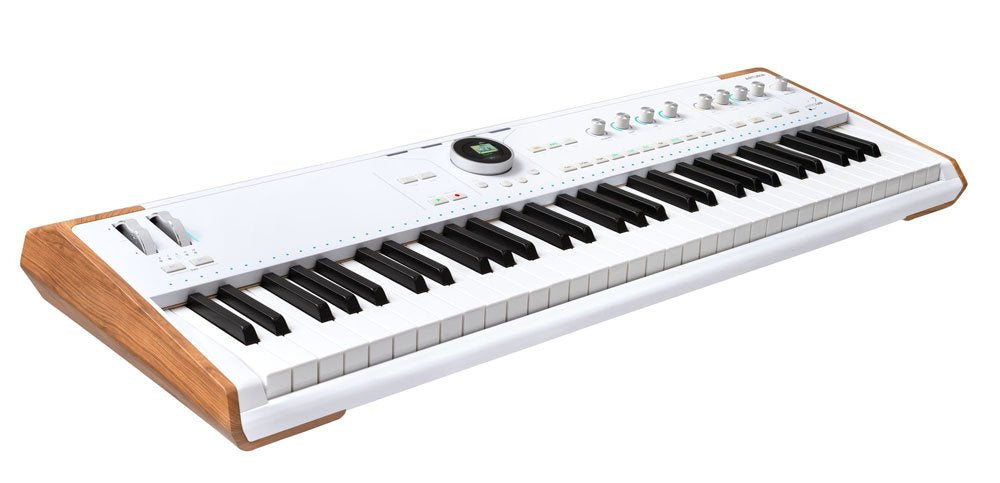 ARTURIA AstroLab — Synthesizer