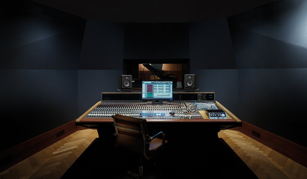 FOCAL Solo6 Black — Studio Monitor, nearfield reference loudspeaker