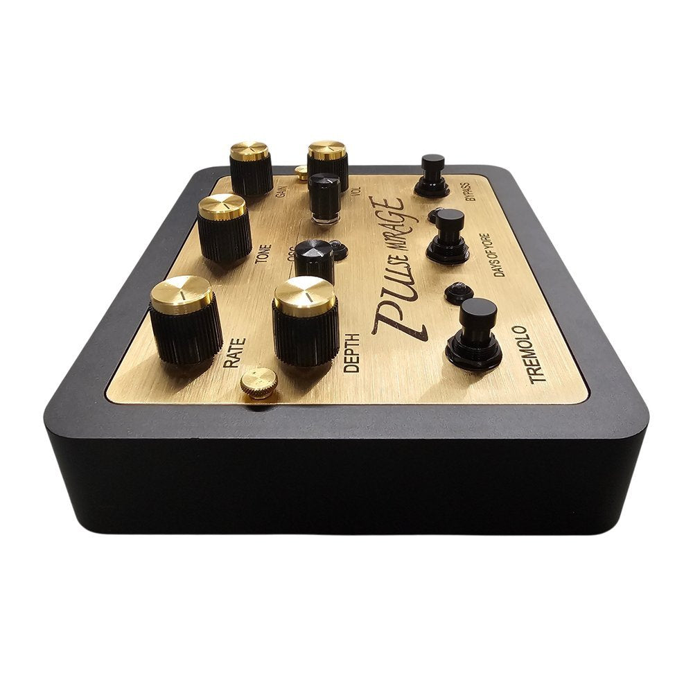 DAYS OF YORE Pulse Mirage — Fuzz Pedal
