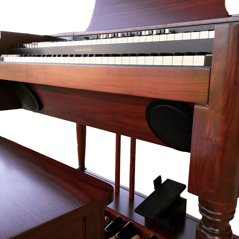HAMMOND B-162 — Synthesizer