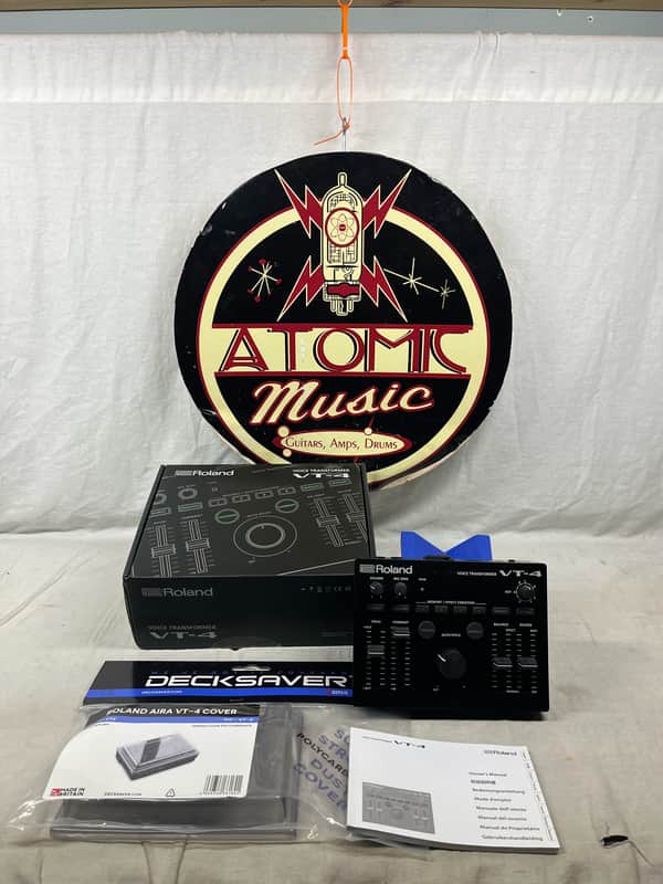 Roland VT-4 VT4 Voice Transformer Effects Module with Hard Cover