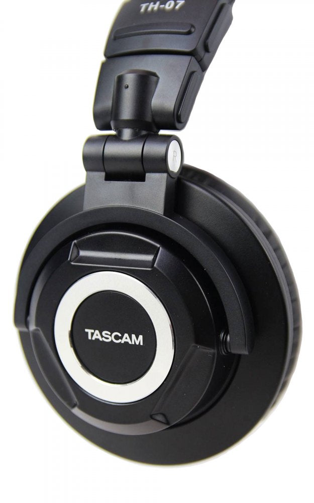 TASCAM TH-07-HD — Headphones