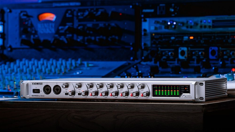 TASCAM Series 8p Dyna — Microphone, studio recording microphone body