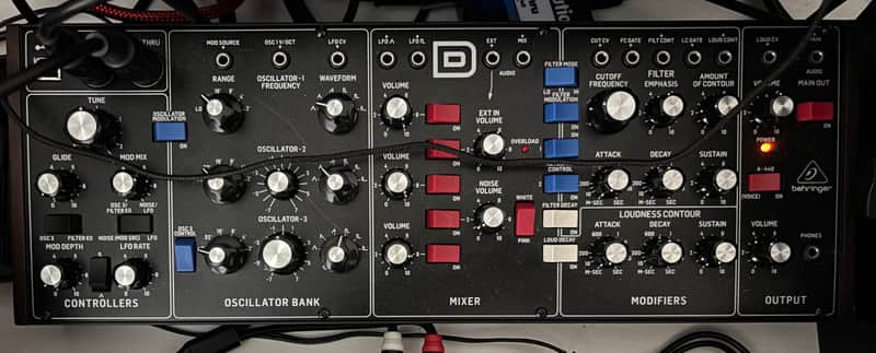 Behringer Model D Analog Synthesizer 2018 - Present - Black