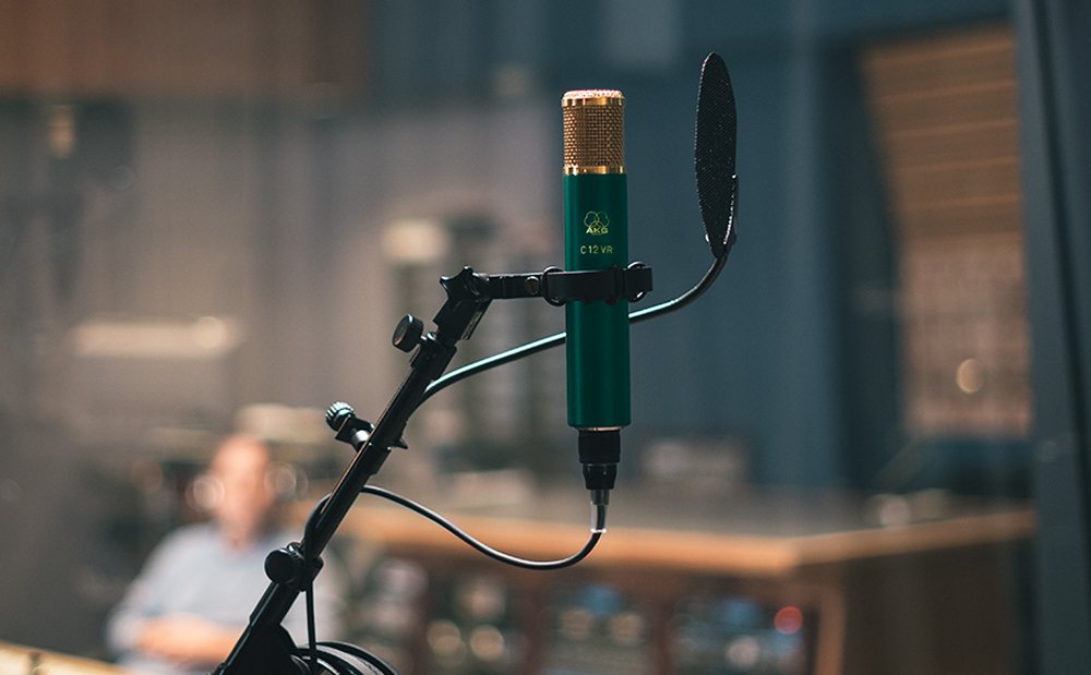 AKG C 12 VR — Microphone, studio recording microphone body