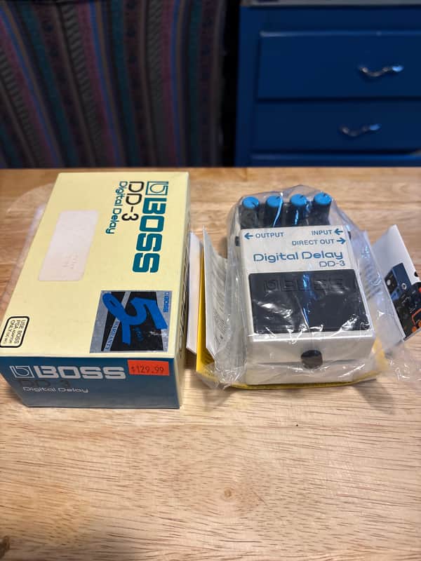 Boss DD-3(b) Digital Delay 2001 - Present - White