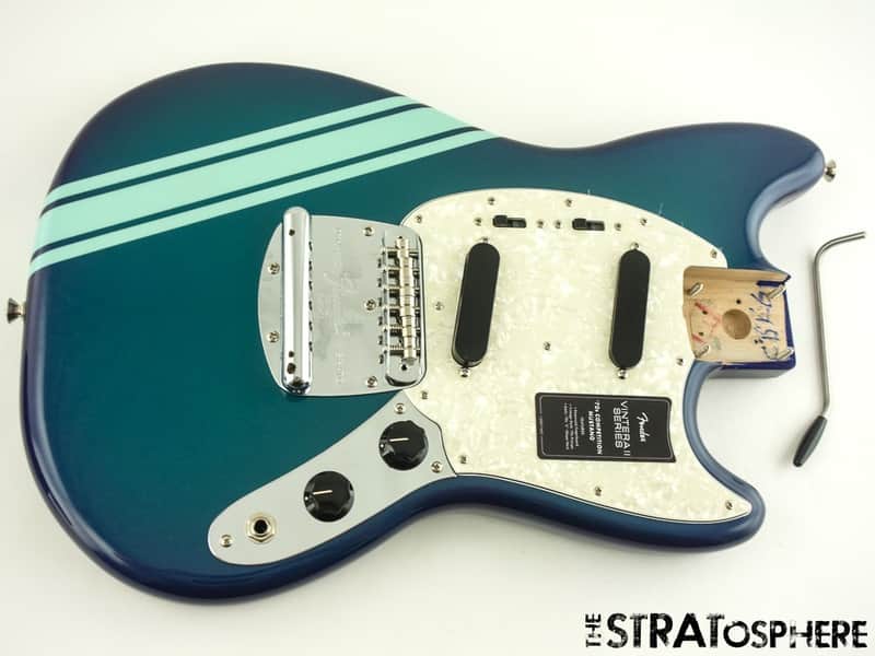 Fender Vintera II 70s Competition Mustang Series LOADED BODY Alder Burgundy