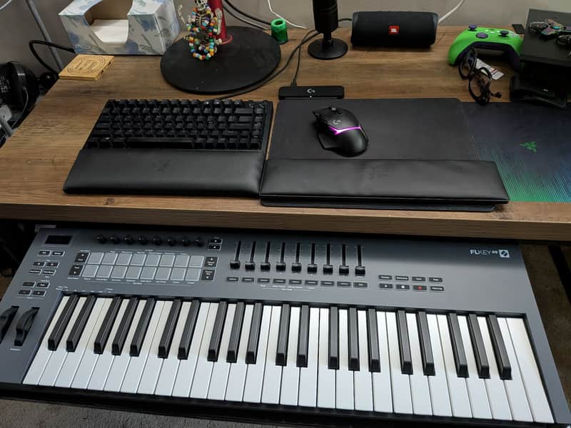 Novation FLkey 49 MIDI Keyboard Controller 2023 - Present - Black