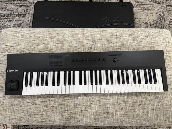 Native Instruments Komplete Kontrol A61 2018 - Present - Black