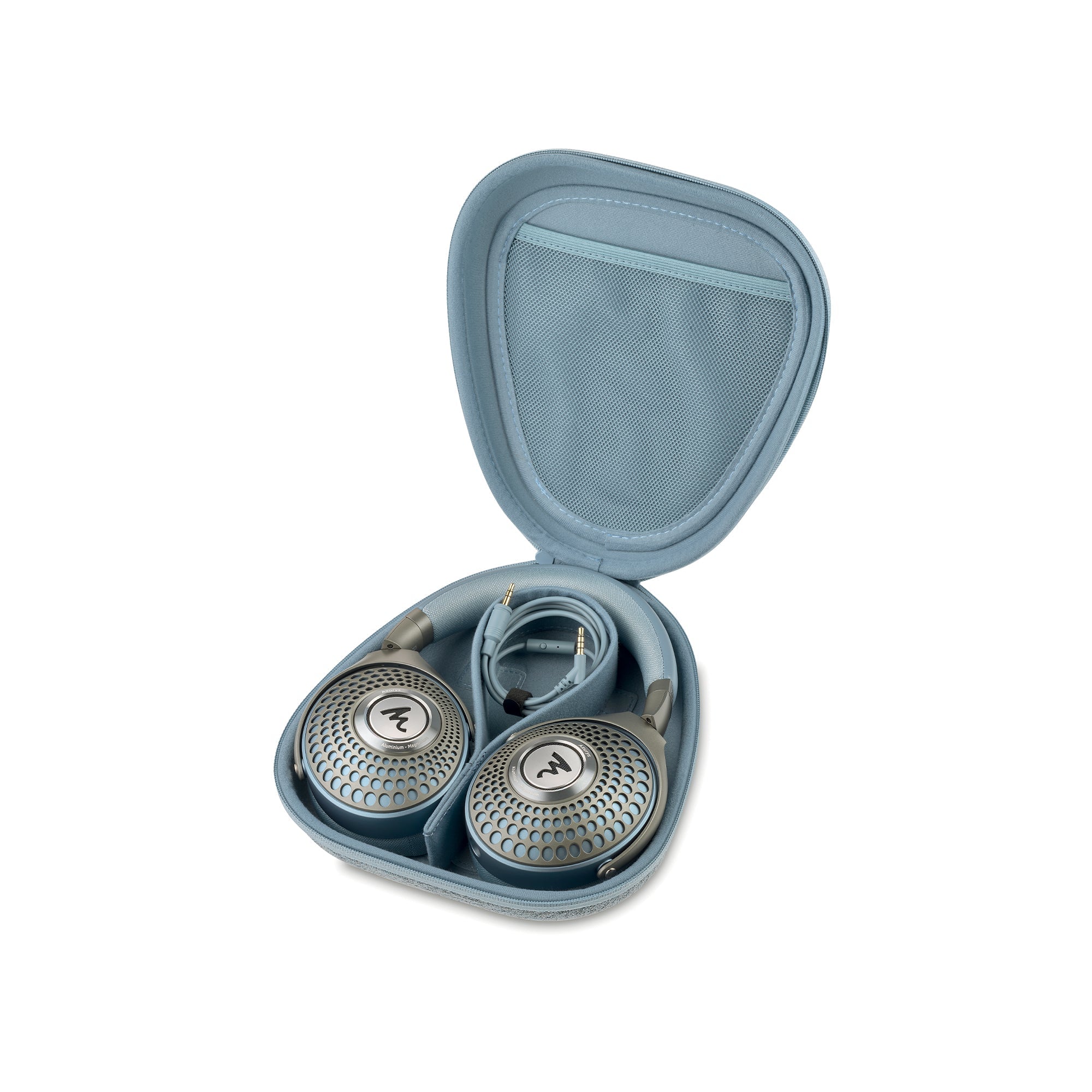 Focal Azurys - Closed-back headphones