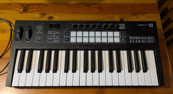 Novation Launchkey 37 MKIII MIDI Keyboard Controller