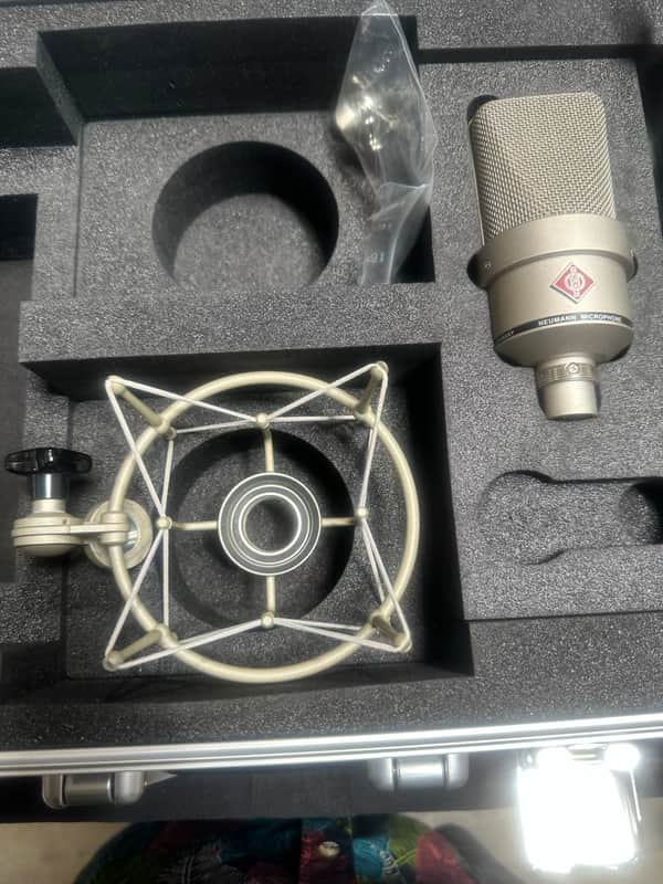 Neumann TLM 103 75th Anniversary Package with EA1 Shockmount 2010s - Silver
