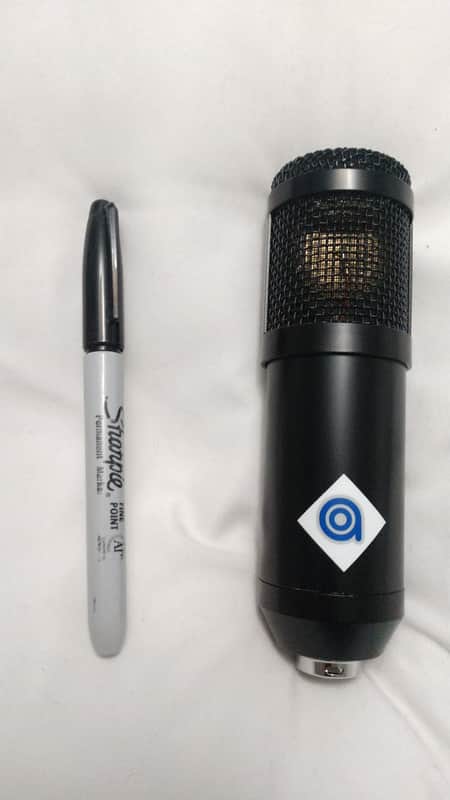 Neumann KM84 Based Large Diaphragm Condenser