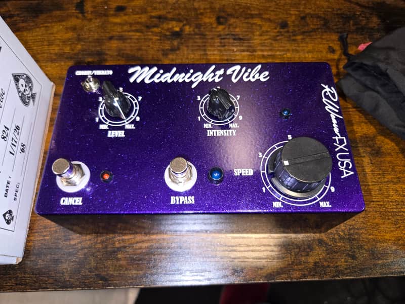 R. Weaver FX Midnight Vibe '68 Spec