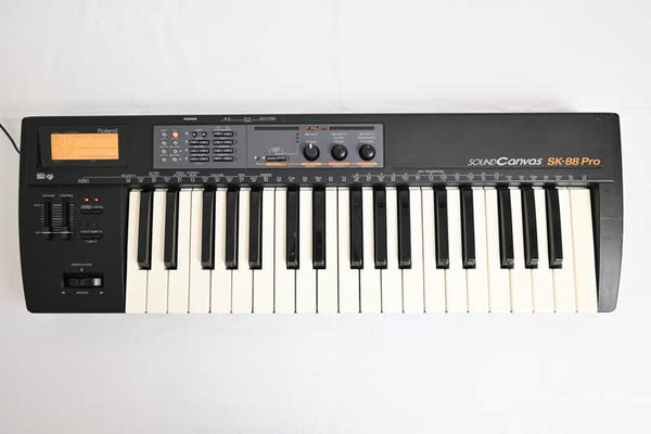 Roland SK-88 Pro
