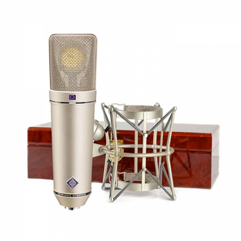 NEUMANN U 87 Ai Studio Set — Microphone, studio recording microphone body