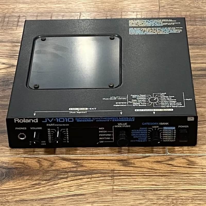 Roland JV-1010 64 Voice Synthesizer Half Rack Module Used