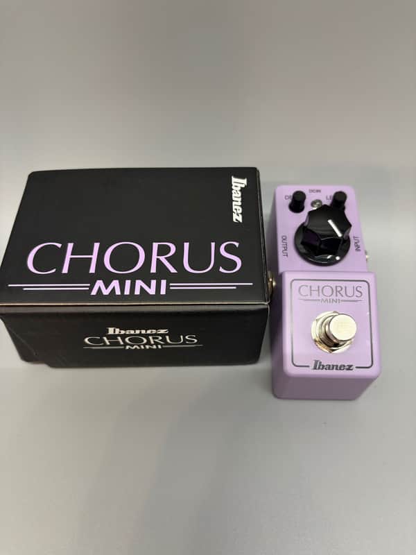 Open Box Ibanez CSMINI Mini Chorus Guitar Effects Pedal Purple with box