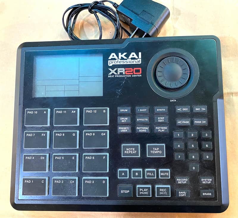 Akai XR20 2010s - Black