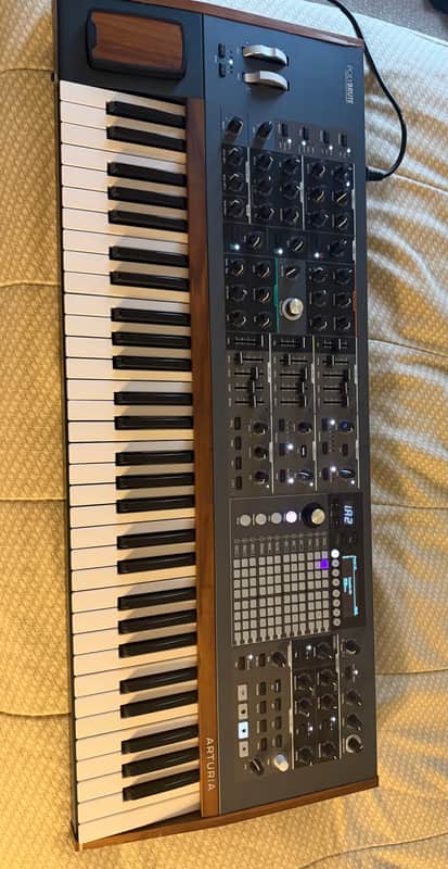 Arturia PolyBrute 61-Key Synthesizer 2021 - Present - Black