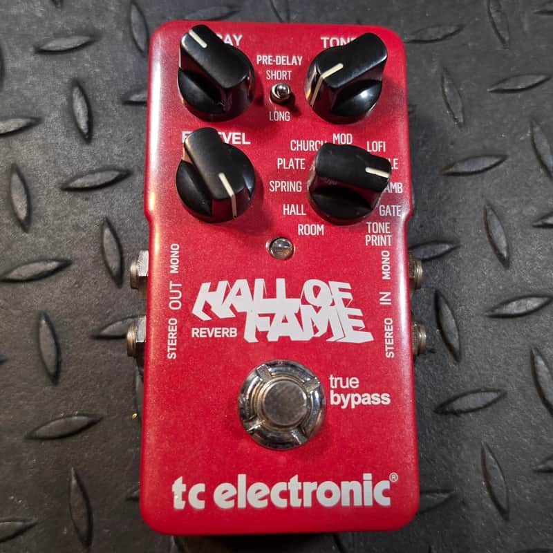 TC Electronic Hall of Fame Reverb 2011 - 2017 - Red
