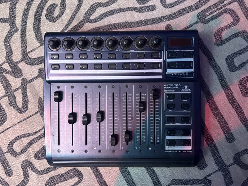 Behringer B-Control BCF2000 USB MIDI DAW Fader Controller 2010s - Standard